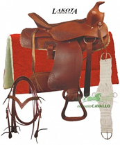 Sella western in cuoio modello reining lavorazione flower completa di accessori