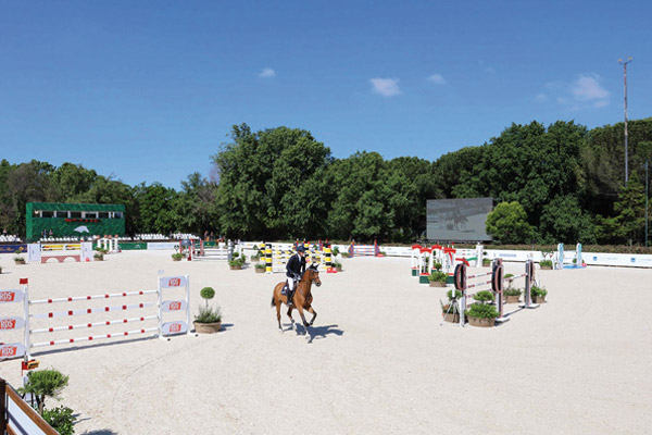 Piazza di Siena: terreno perfetto