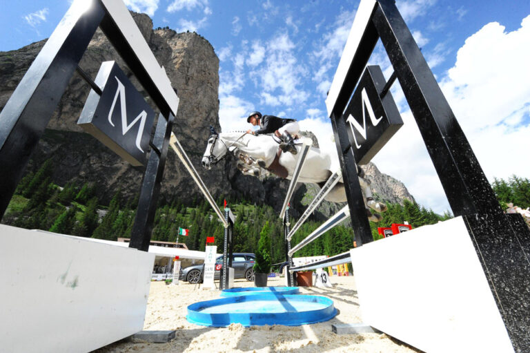 Cambio di formula per Dolomites Horse Show